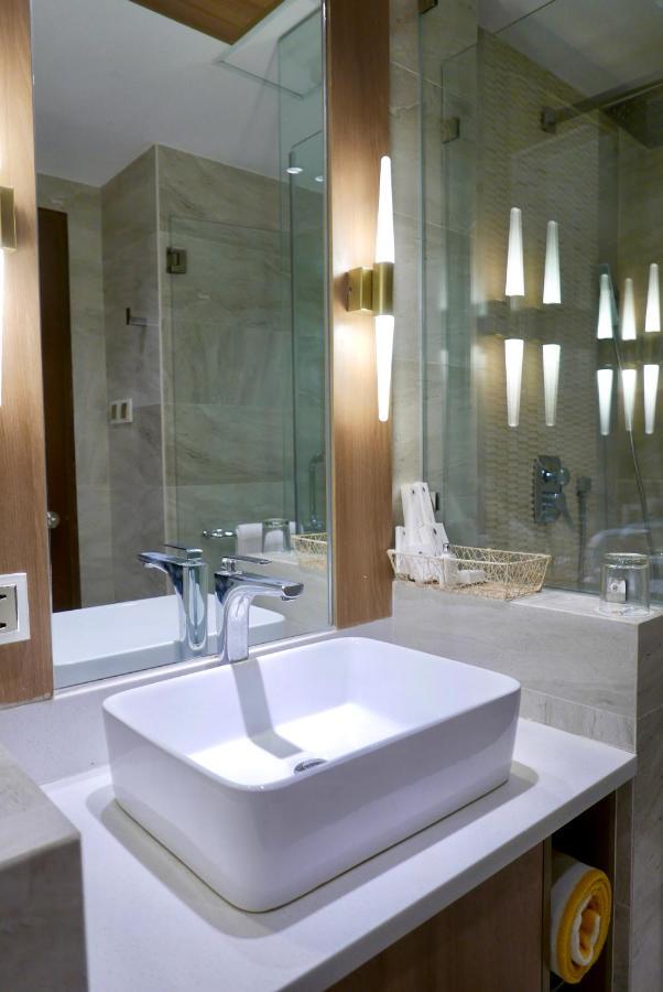 סן חואן Acuatico Beach Resort & Hotel Inc. מראה חיצוני תמונה